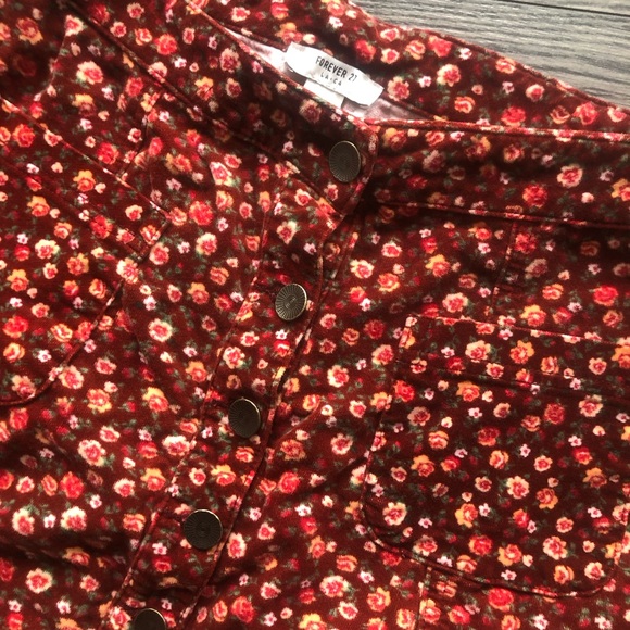 Forever21 Mini Floral A-line Velvet Skirt | Size M - Picture 3 of 7